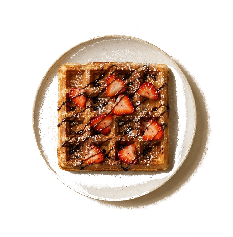 Belgische Waffel mit Erdbeeren und Schokolade