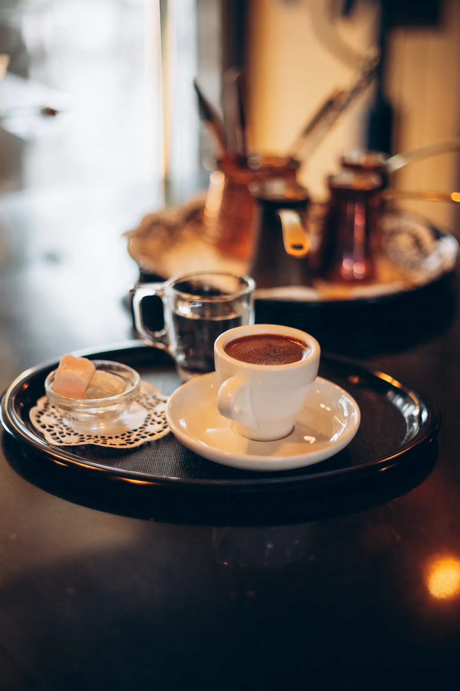 Türkischer Kaffee aus der Cezve
