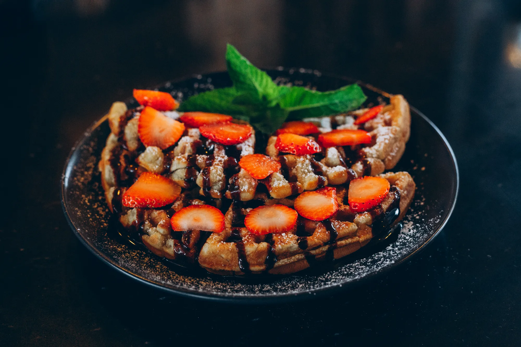 Belgische Waffel mit Erdbeeren